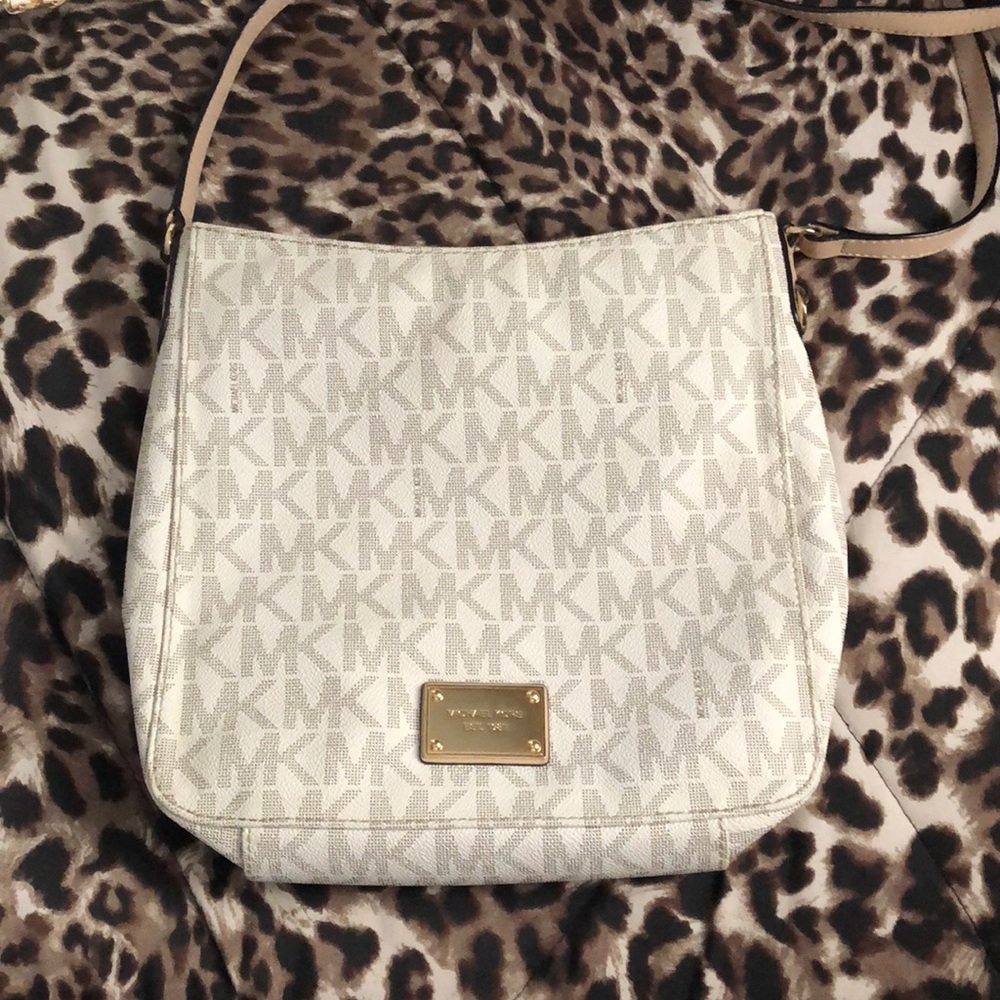 Michael Kors Cross Body bag